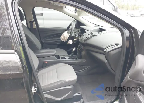 2017 Ford Escape S z USA, uszkodzony, nr VIN 1FMCU0F79HUB19834